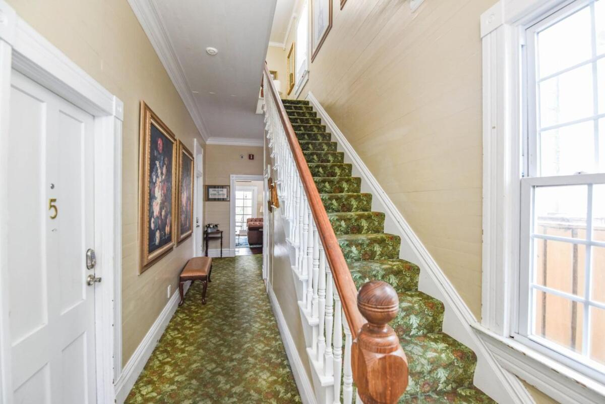 Curry House - Pool, King Bed & Balcony! Room 7 Key West Exterior foto